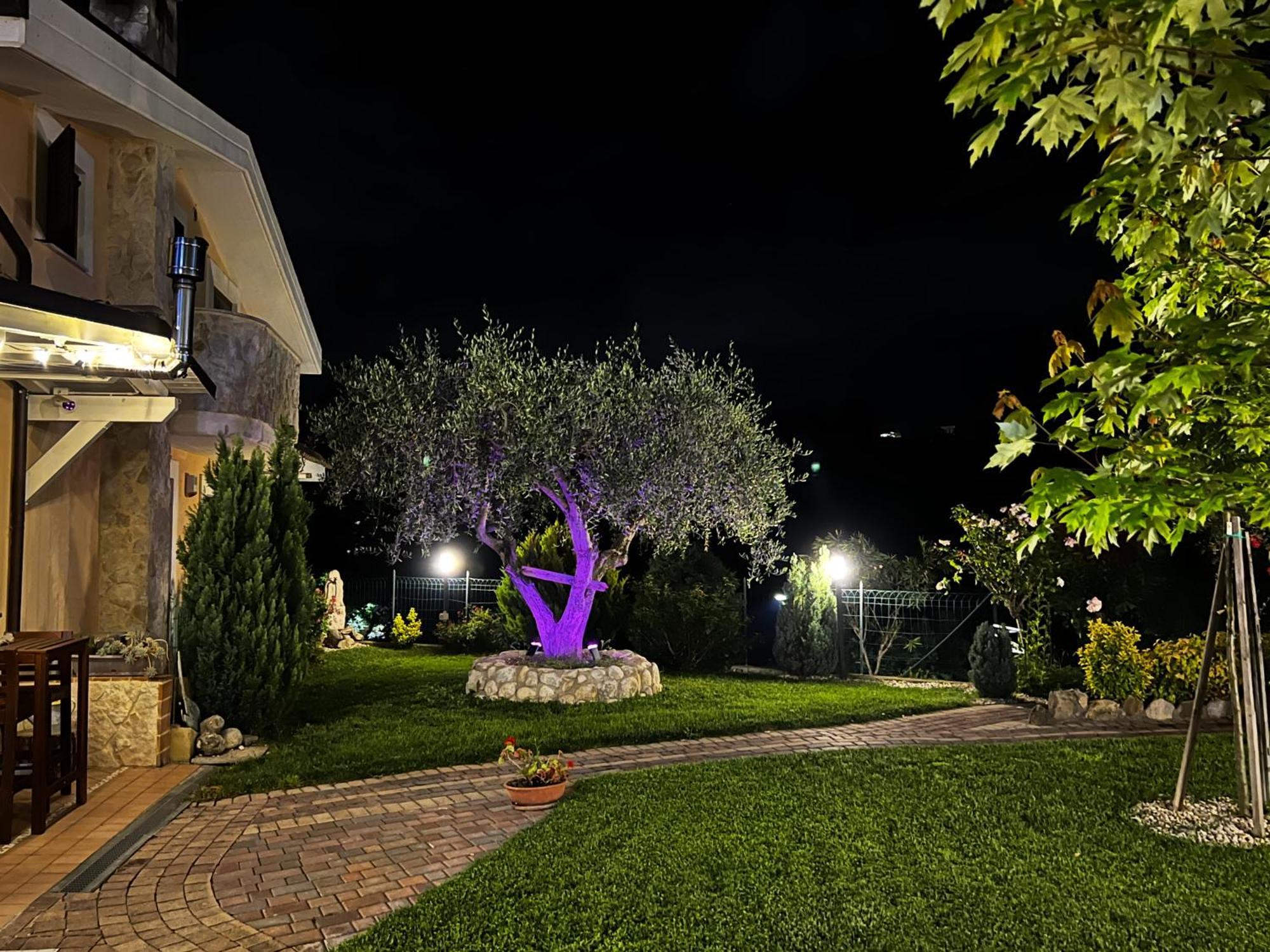 Peperosa In Collina B&B เปสการา ภายนอก รูปภาพ